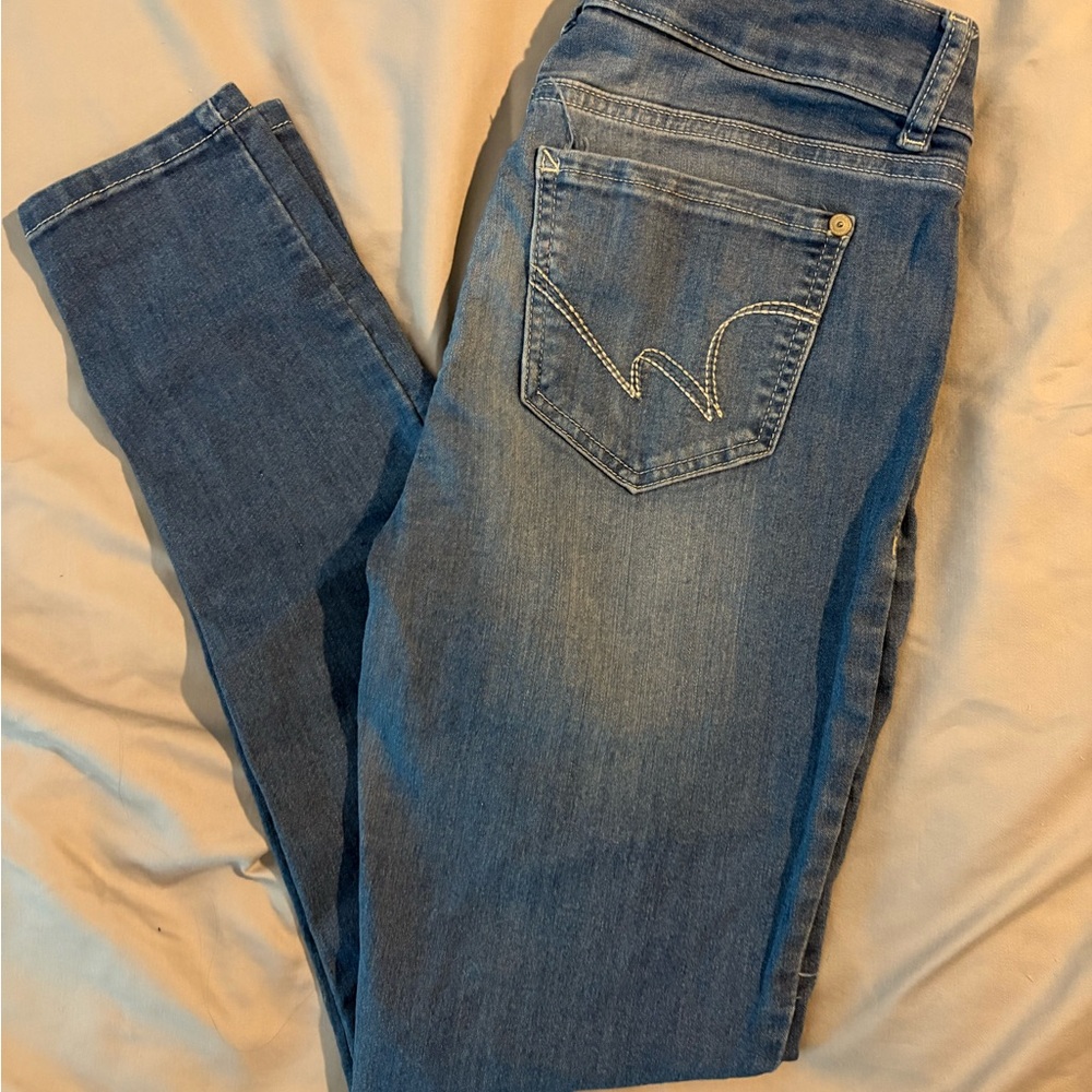 Wallflower Blue Skinny Jeans with Classic Style